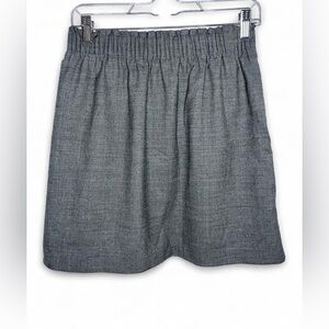 J Crew Gray Pleated Skirt Women’s size 4